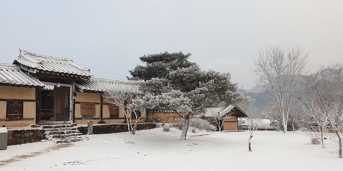 충효당 사랑채_사랑방 사진